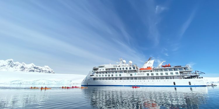 Greg Mortimer: Costa Rica and Panama Canal Cruise