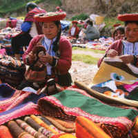 Peru weaving ladies of the Sacred Valley